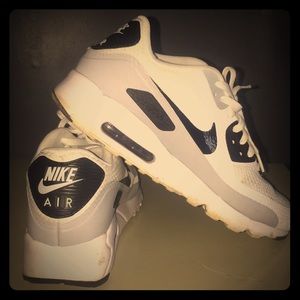 Nike Air Men’s Running Shoes